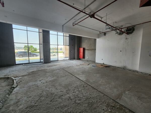 Shop in Lusail foxhills area - 11
