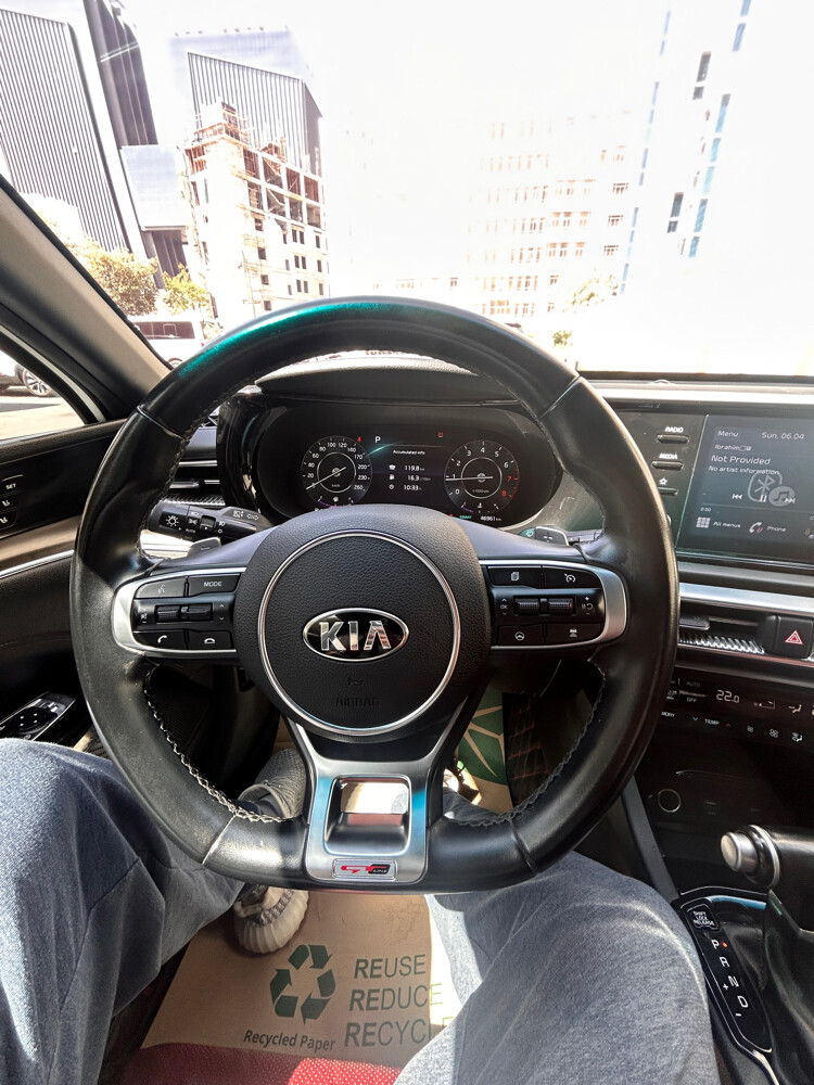kia k5 - 2