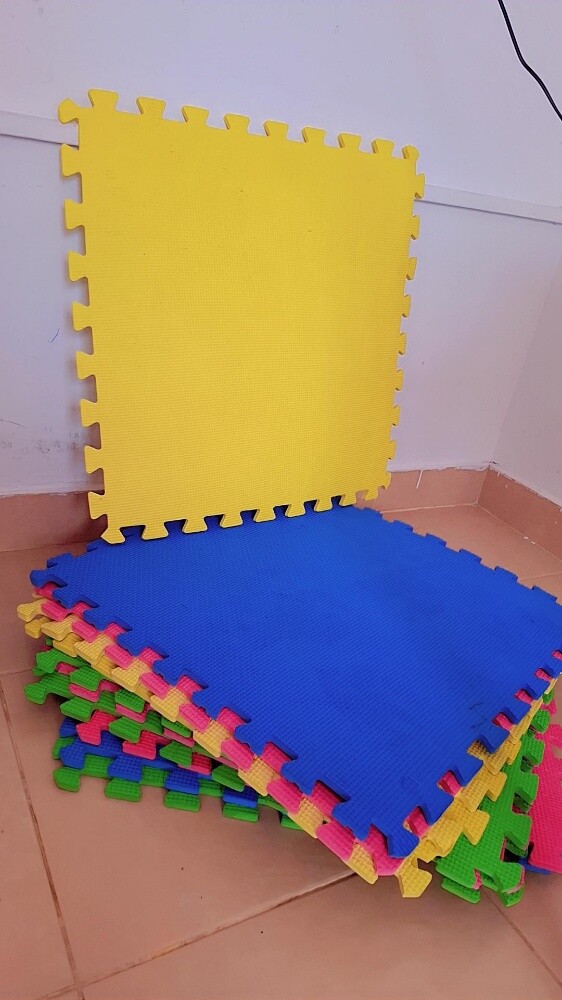 Premium Interlocking Foam Play Mats - 1