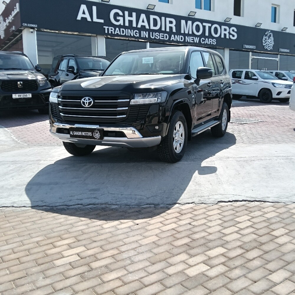 جي اكس استندر 2026 اسود - 1