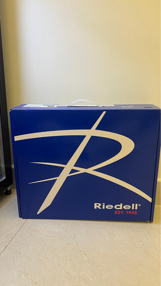 New Riedell Adult Ice skates - 2