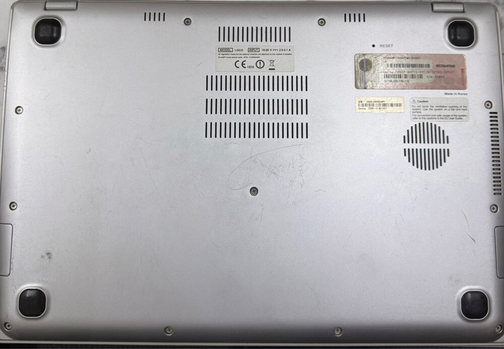 LG XNote Z330 Ultra Book - 6