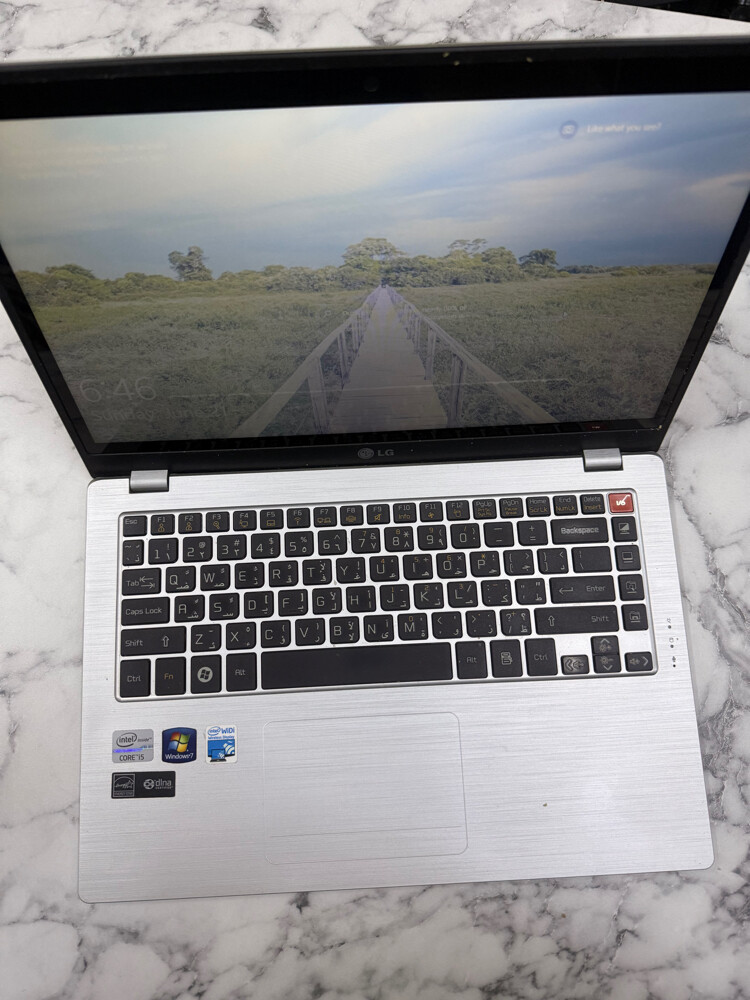 LG XNote Z330 Ultra Book - 5