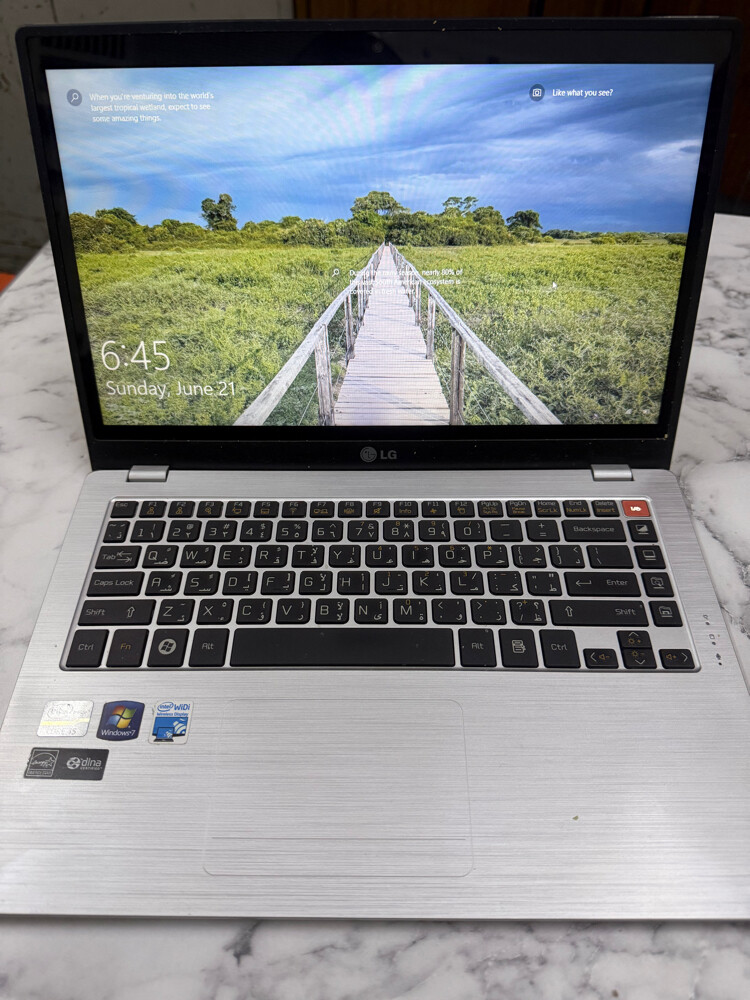 LG XNote Z330 Ultra Book - 4