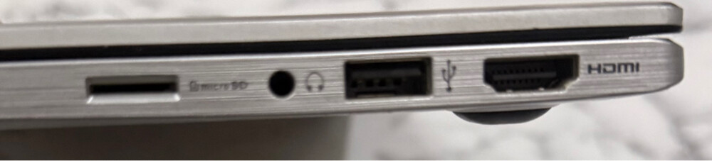 LG XNote Z330 Ultra Book - 3