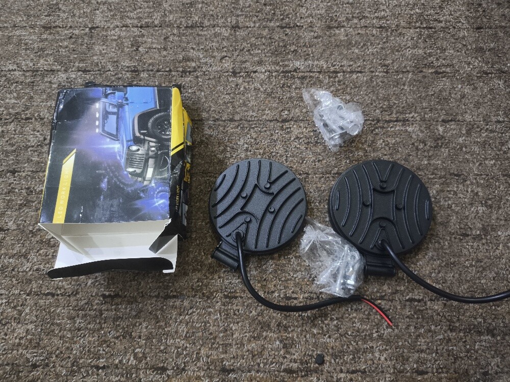 spot lights 3 inch - 2