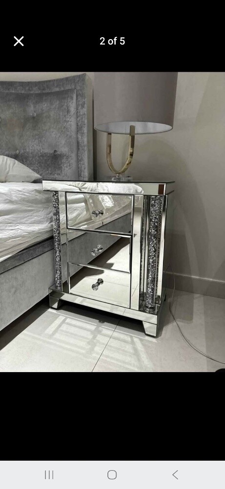 branded king size master bed - 2