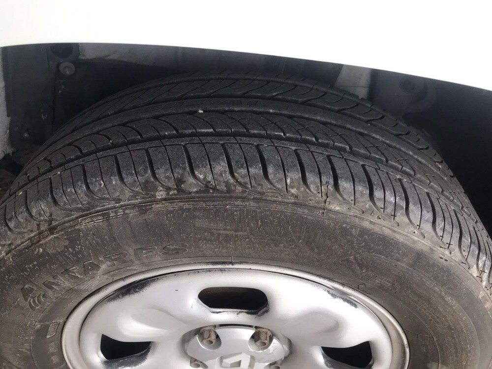low km 4x4 duster in neat condition - 13