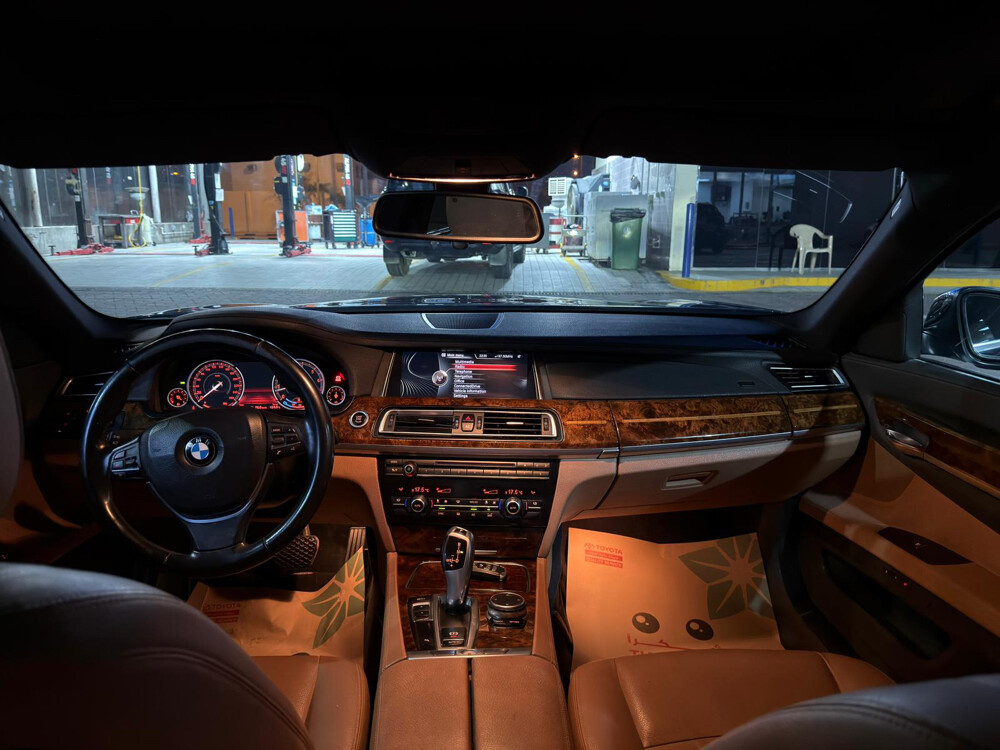 BMW 730Li 2015 (NEGOTIABLE) - 7