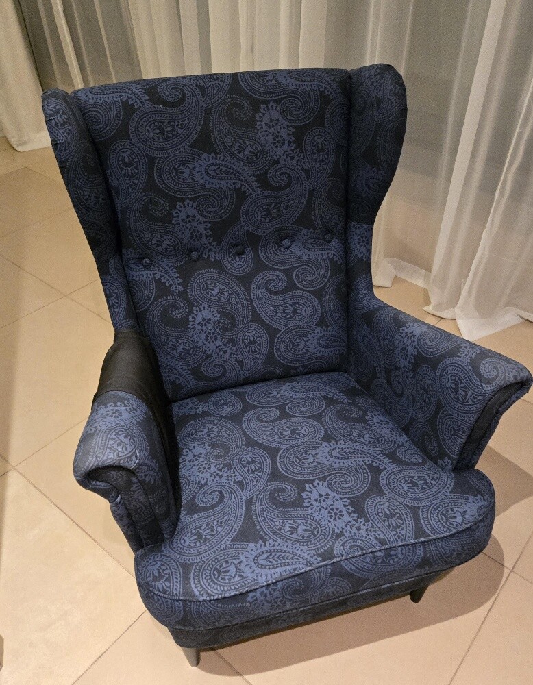 2 Armchairs - 4