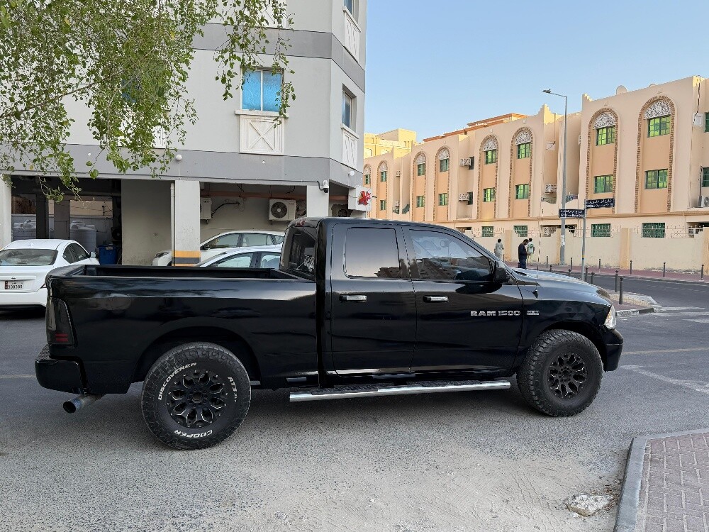 Dodge Ram 1500 - 4