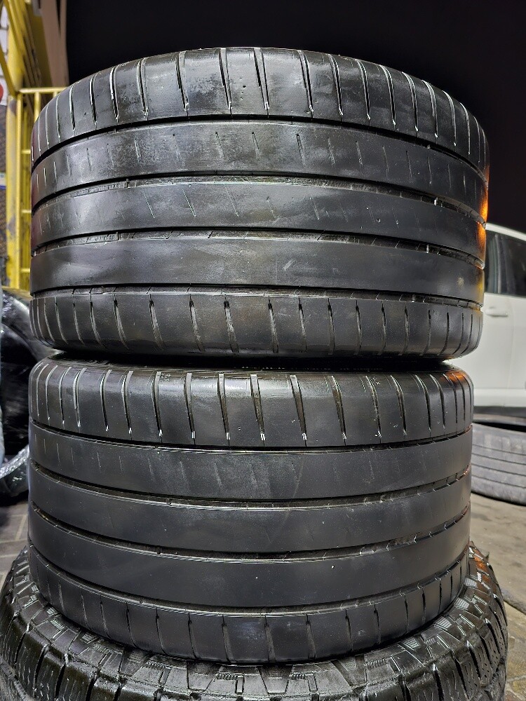305-30-21,,,Michelin brand - 2
