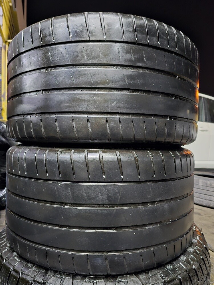 305-30-21,,,Michelin brand - 8
