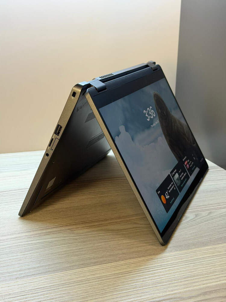 Dell Latitude 5300 2in1 - 4