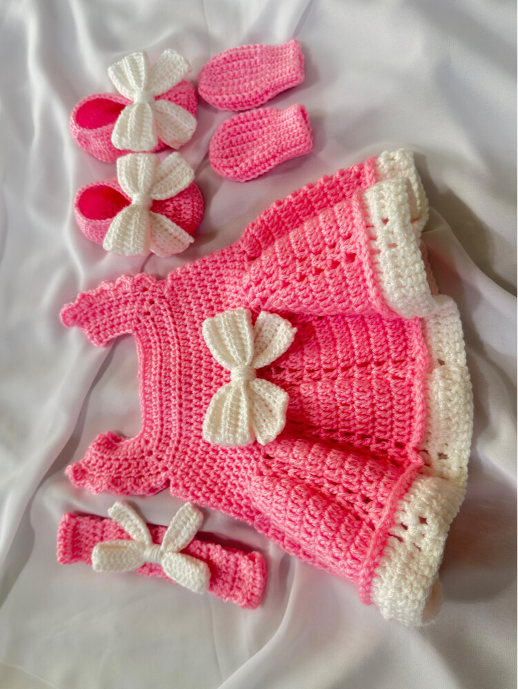 crochet newborn baby dress - 1