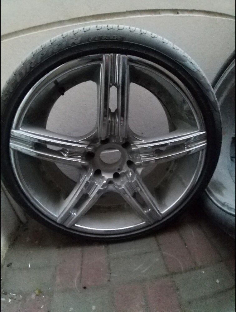 Alloy Rims with tyres - 3