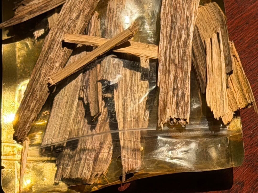 old Malaysian incense - 6