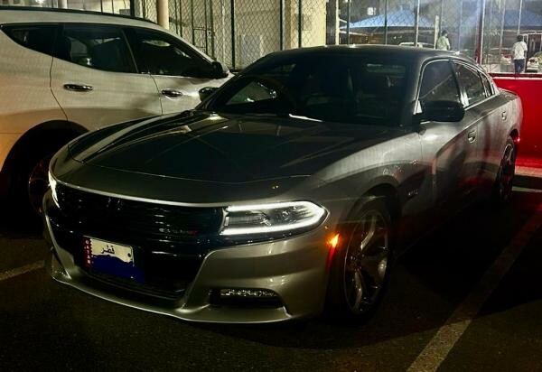 Dodge Charger R/T V8 - 1