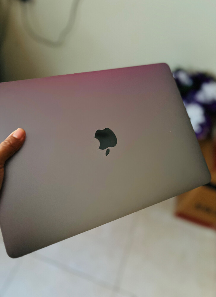 MacBook Air model A2337  - 2