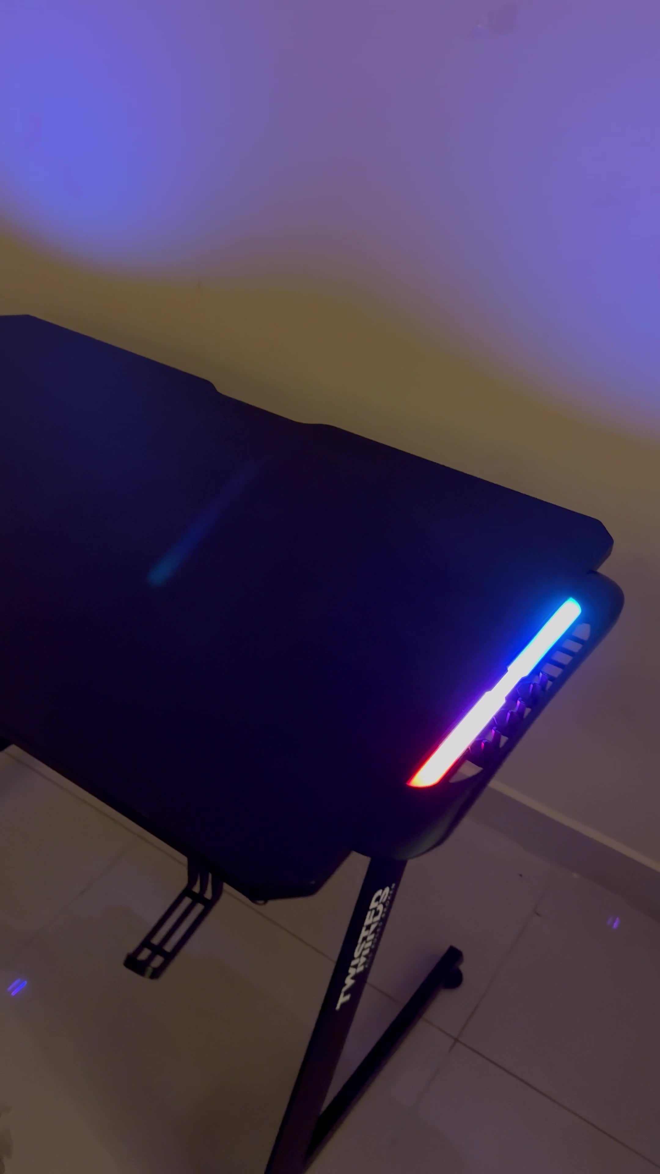 Gaming Table - RGB - 1
