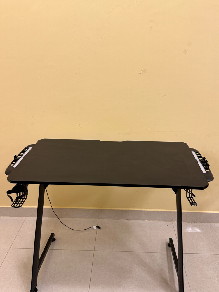 Gaming Table - RGB - 3