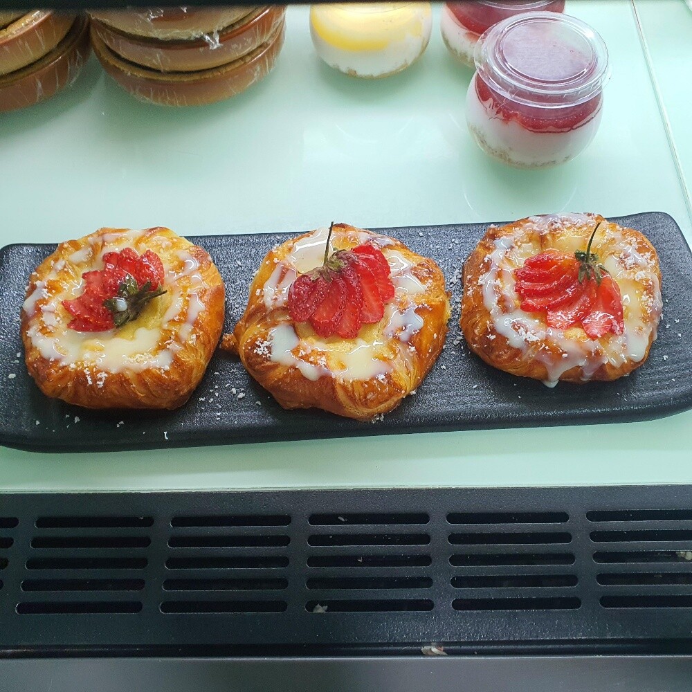 kitchen commis chef - 6