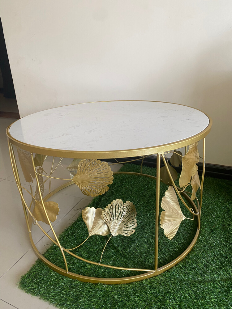 2 chairs + table - 2