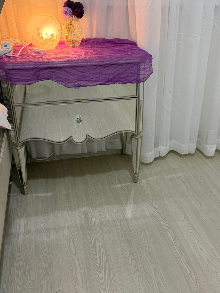 سرير وجوانب سرير وتسريحه  - 4