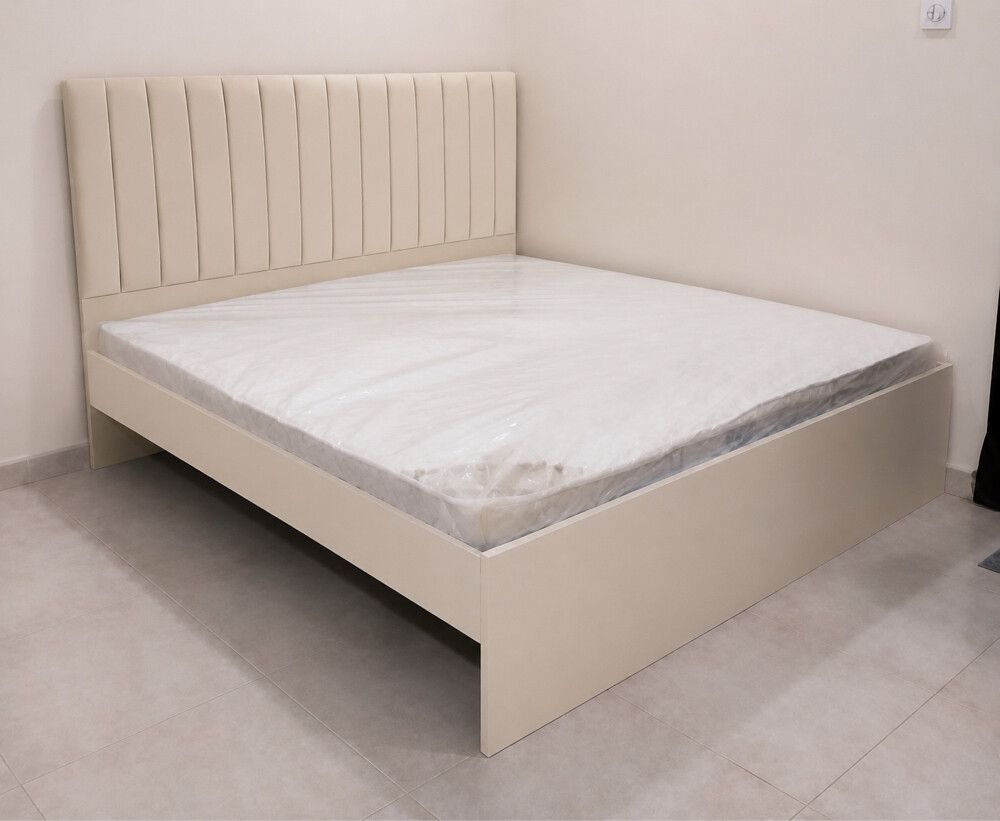 Bad with mattress king size - 1