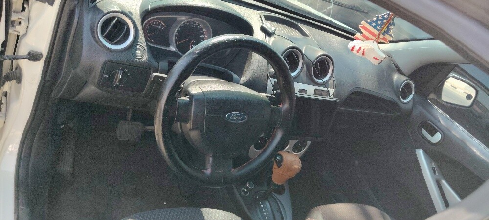 ford figo 2012 in well maintenance. - 8
