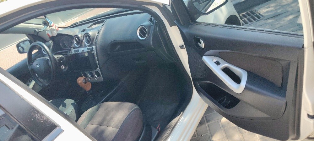 ford figo 2012 in well maintenance. - 4