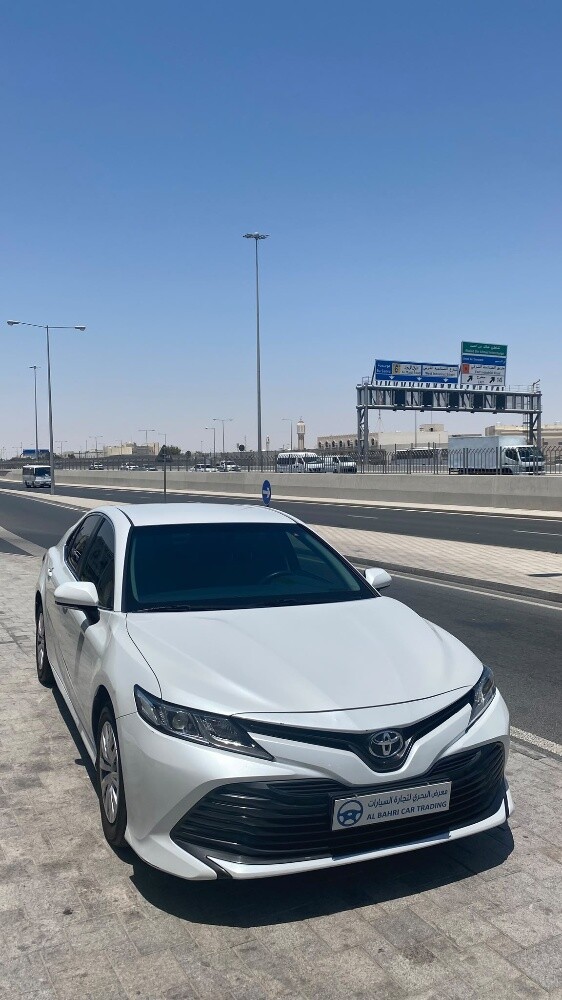 Toyota camry LE - 1