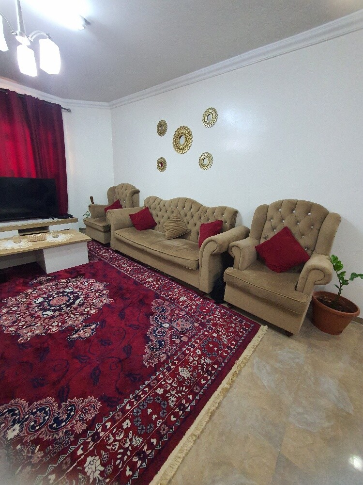 للبيع كنب و سجادة - 2