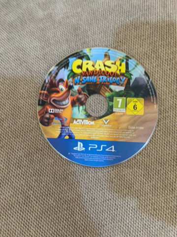 crash ps4 game - 1