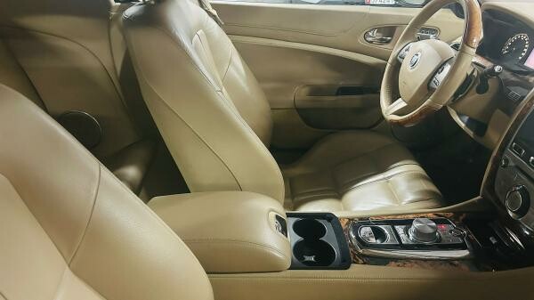 FOR SALE: 2011 Jaguar XKR Coupe - 6