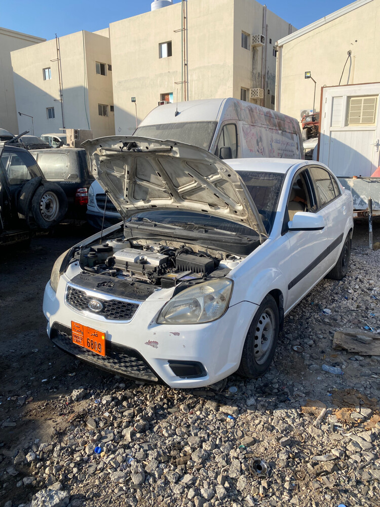 كيا ريو فيه دعمه من الجنب باب - 1