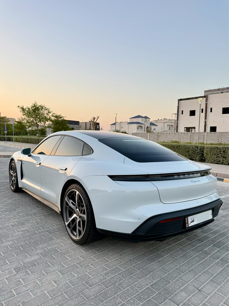 بورش تايكان - 6