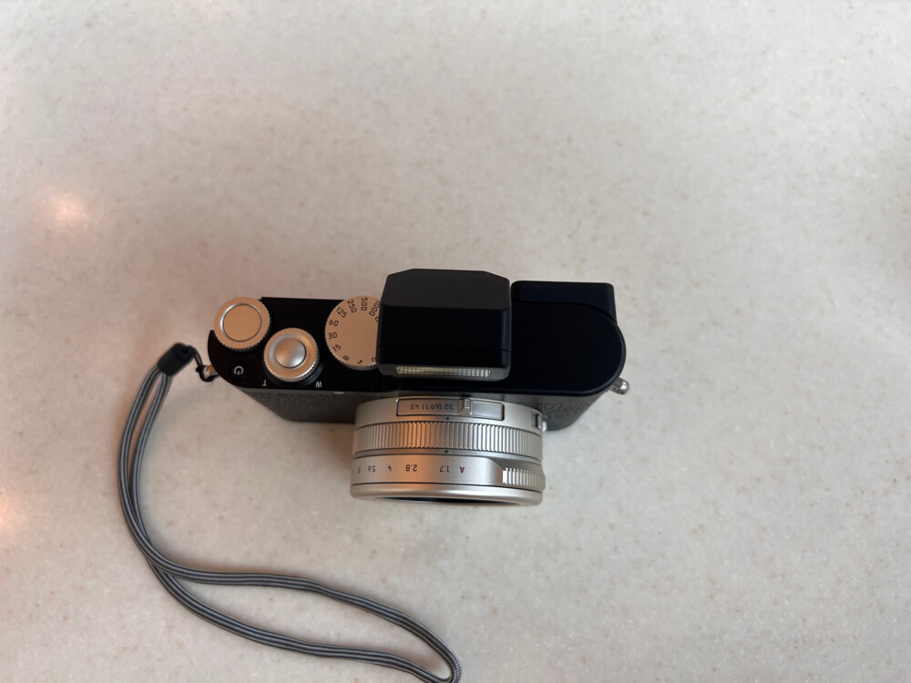 Leica D-Lux 8 -100 years limited - 29
