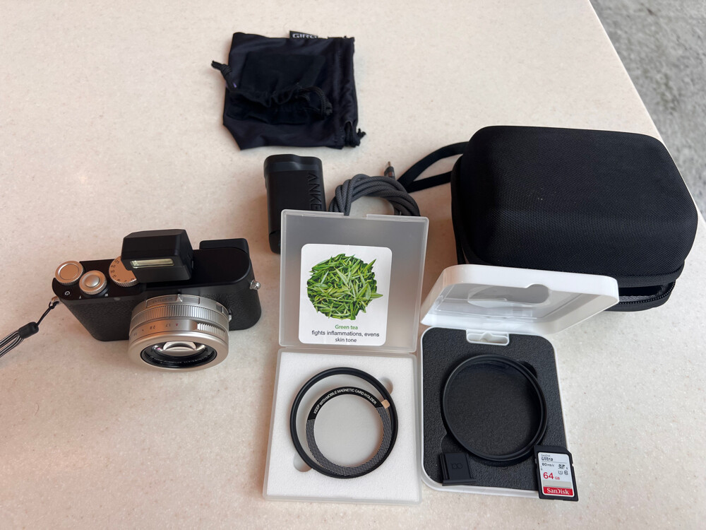 Leica D-Lux 8 -100 years limited - 23