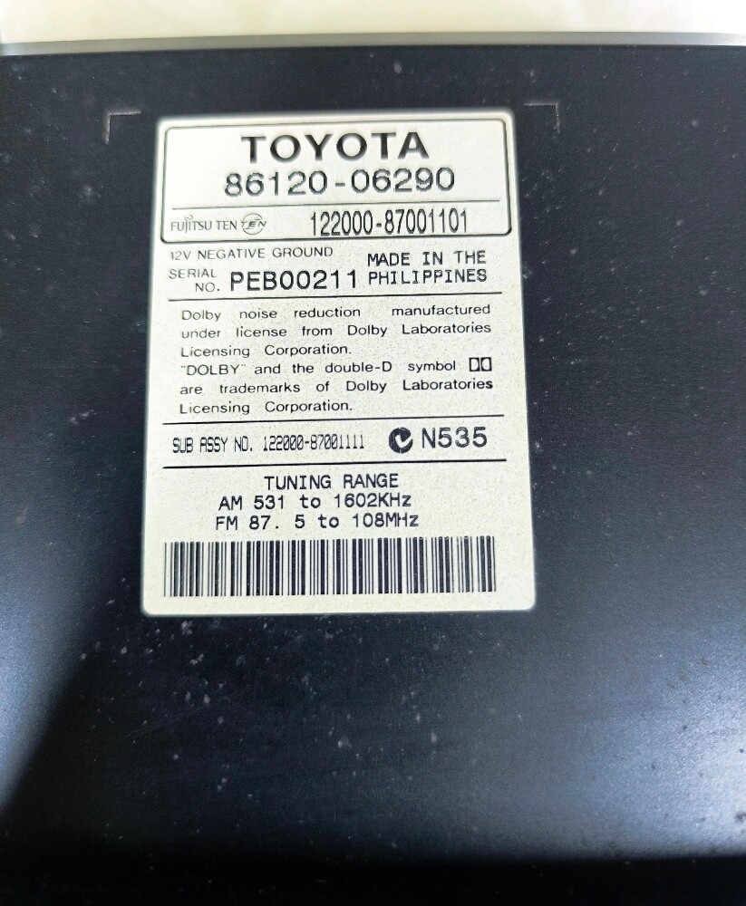 Original Toyota Camry CD player - 2