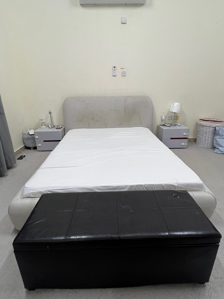 bed room for sale - 1