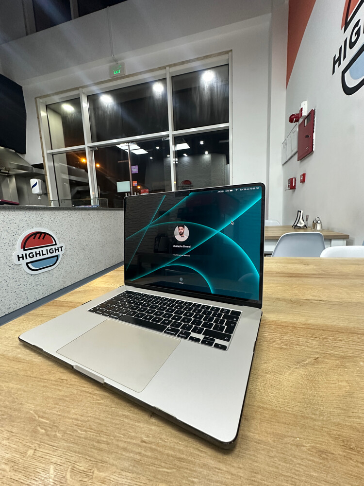 mac book air m2 8gb ram 256 gb - 7