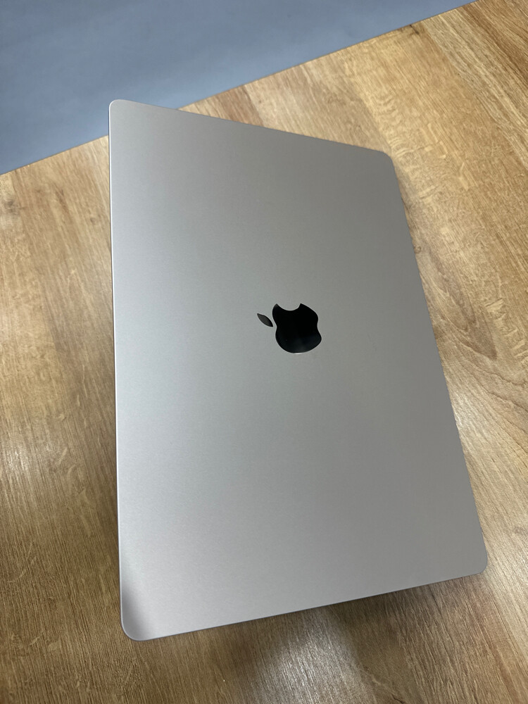 mac book air m2 8gb ram 256 gb - 4