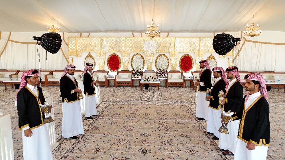 خيام في اي بي - 1