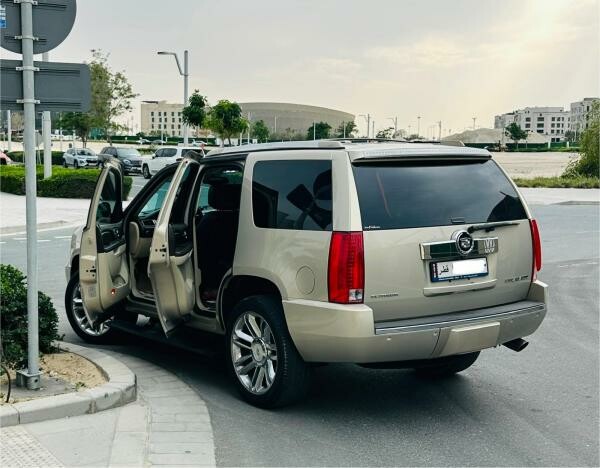 Cadillac Escalade platinum short - 3