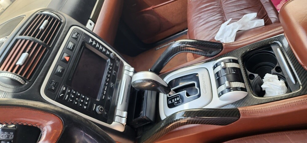 Porsche Cayenne Turbo 2008 V8 - 10