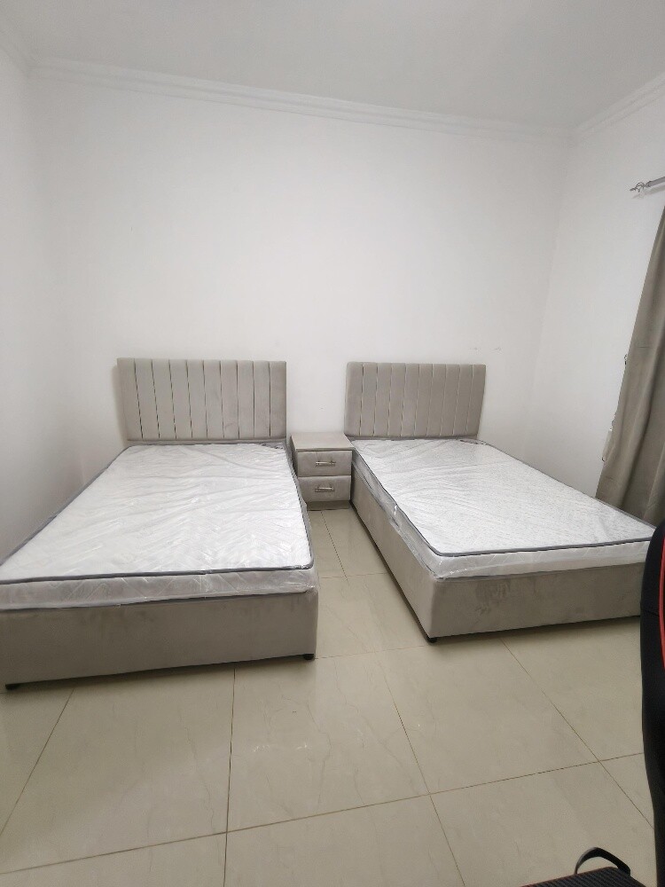 سرير مع فرش - 1
