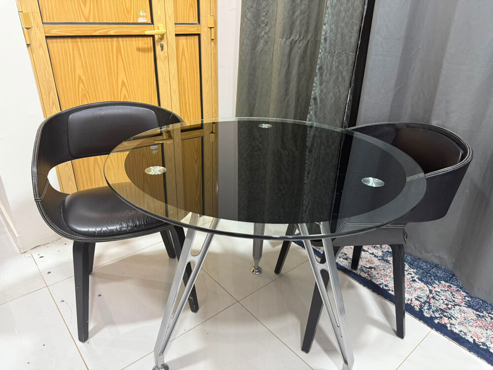 Table + 2 Chairs  - 4