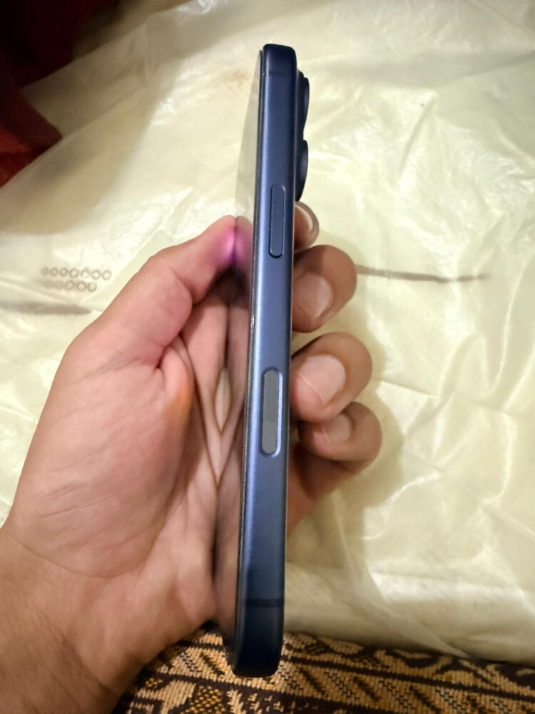 iPhone 17pro 256gb  - 6