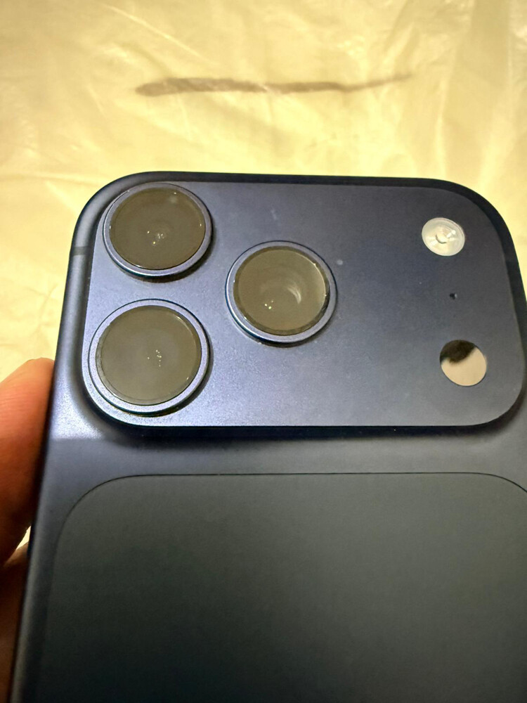 iPhone 17pro 256gb  - 2